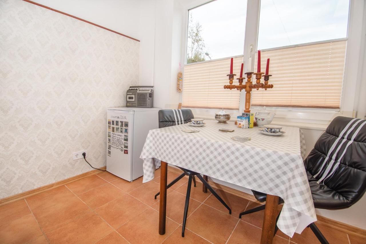 Karostas Pludmales Apartmenti 80-90 Gadu Stila Λιέπαγια Εξωτερικό φωτογραφία